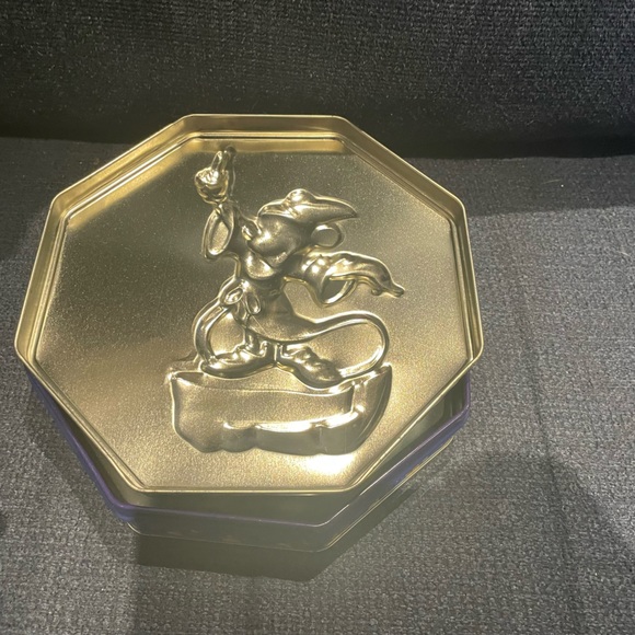 Disneyland Fantasia Mickey Mouse Metal Chocolate Tin Disneyworld - Picture 10 of 11